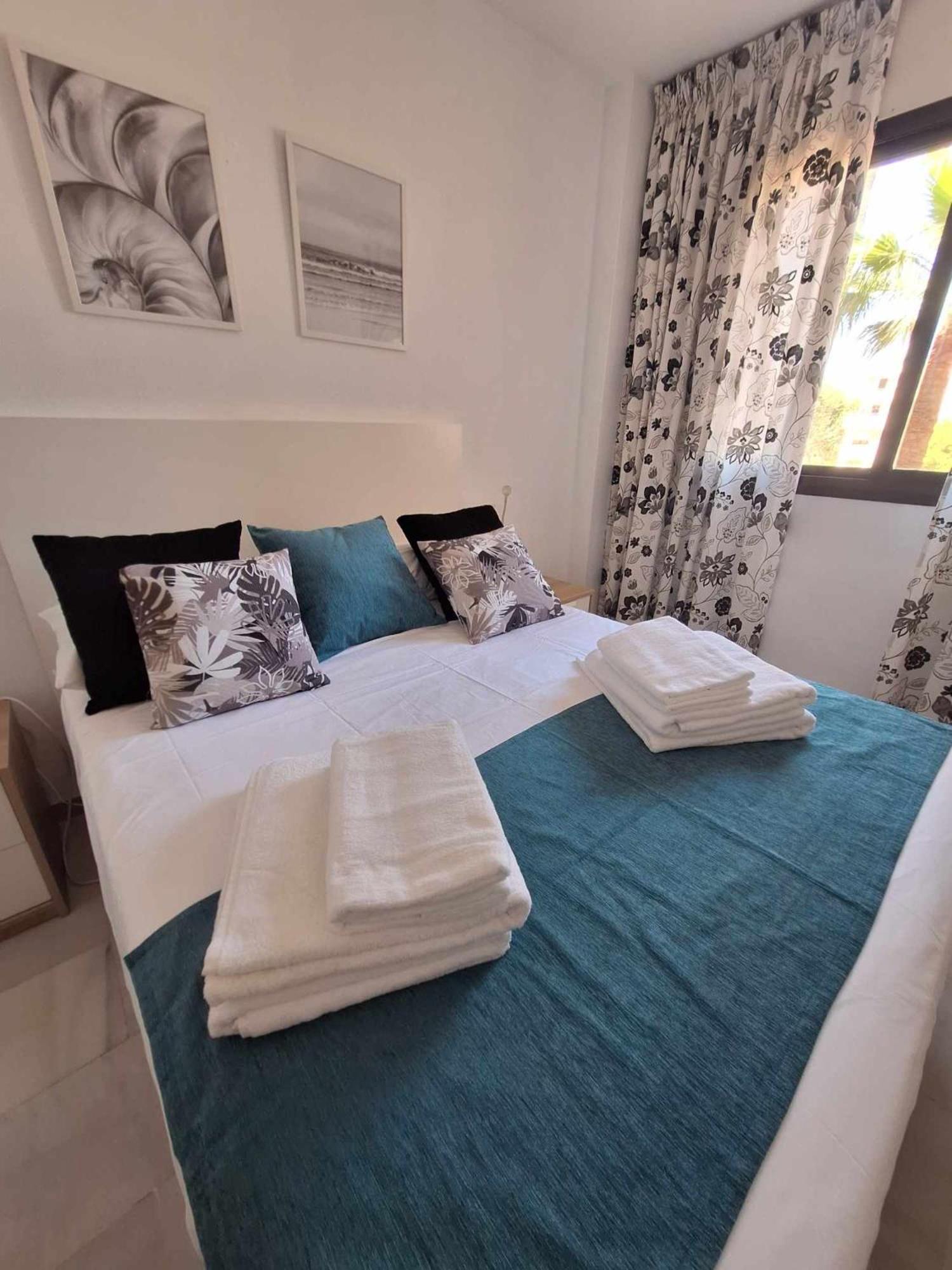 Primera Linea Del Mar - Acceso Directo Playa Carihuela Torremolinos Dış mekan fotoğraf