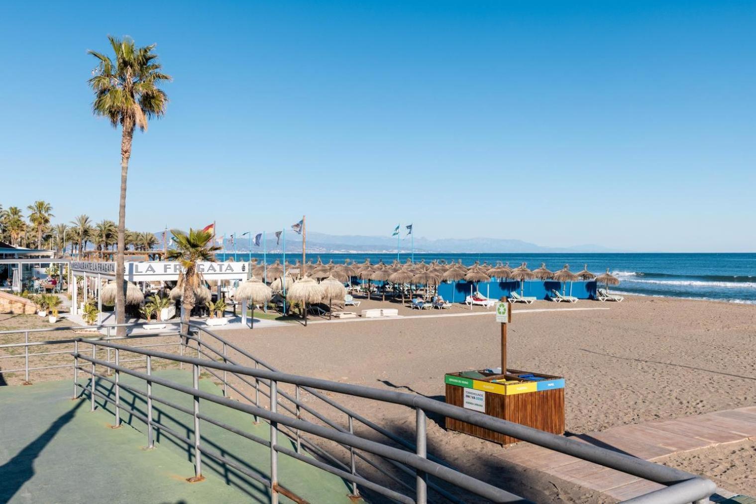 Primera Linea Del Mar - Acceso Directo Playa Carihuela Torremolinos Dış mekan fotoğraf